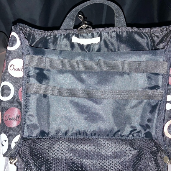 O’Neill Makeup Bag - Picture 9 of 14